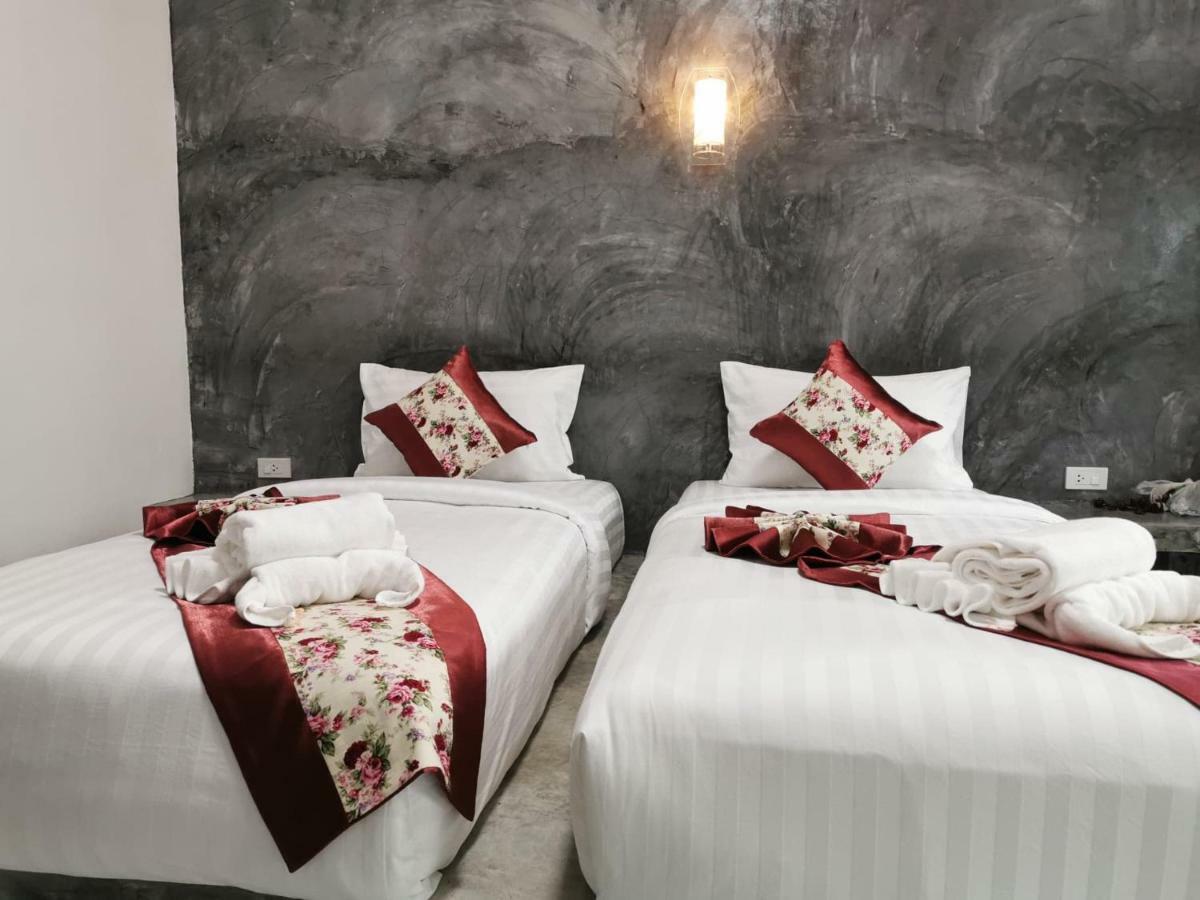 Laila​ Place Hotell Ko Lanta Eksteriør bilde