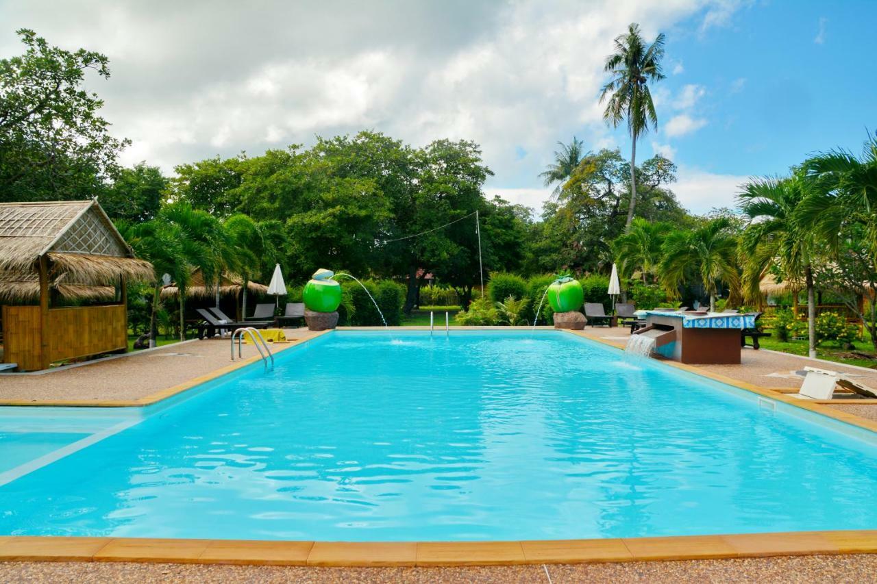Laila​ Place Hotell Ko Lanta Eksteriør bilde